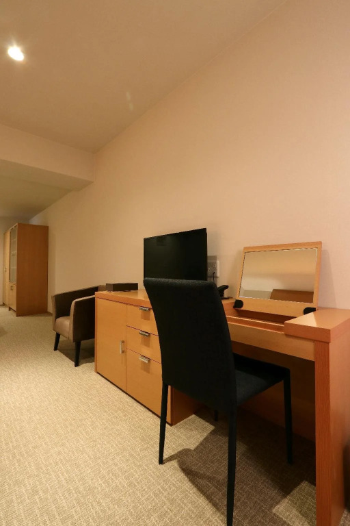 Teramachimatsubara Hotel Grande Reverie