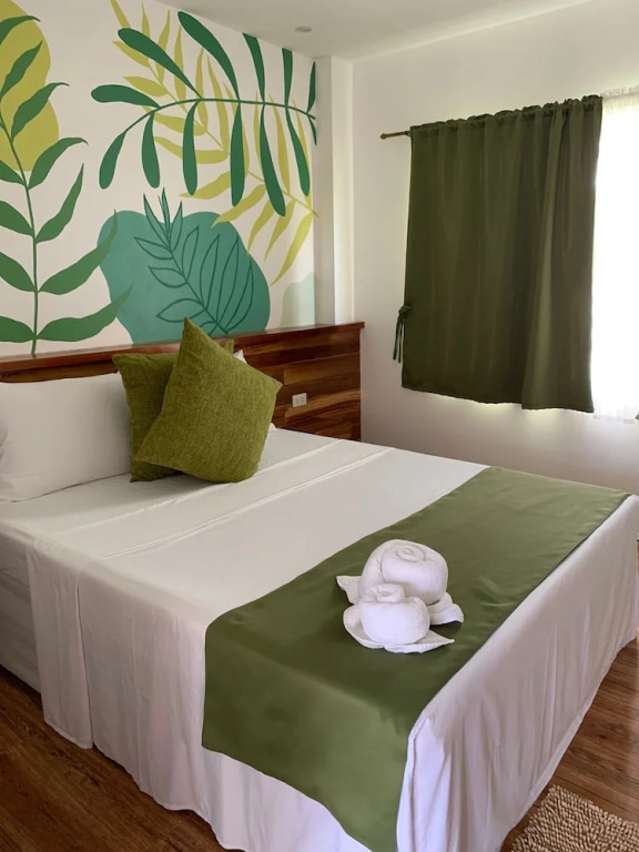 ROYAL SUITES - PORT BARTON