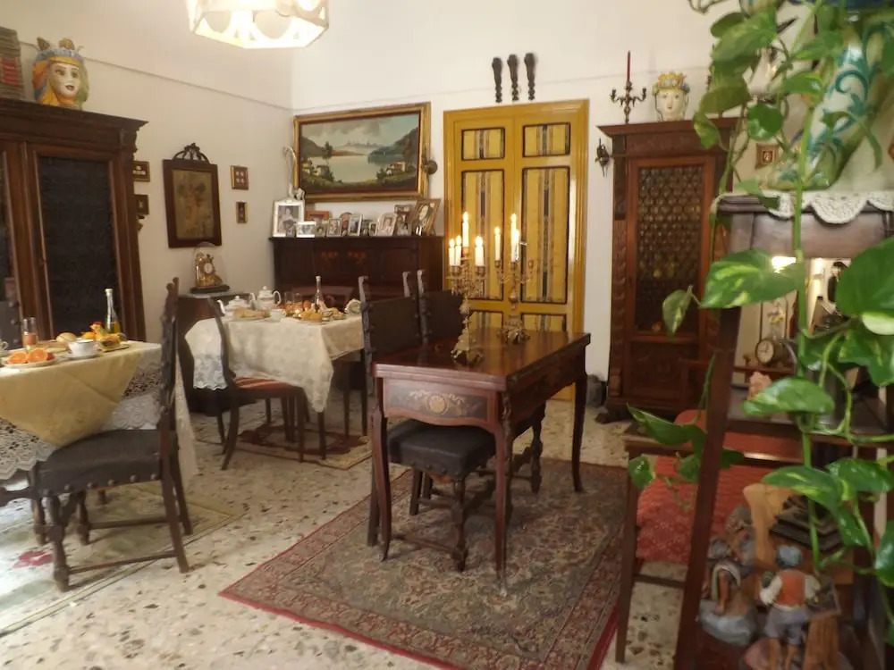 Dragonfly Rooms