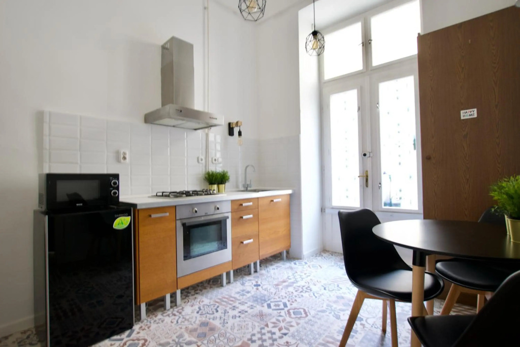 Standard Apartment by Hi5 - Steindl street