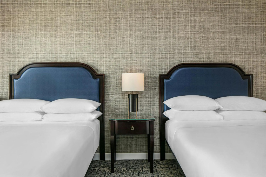 Sheraton LaGuardia East Hotel