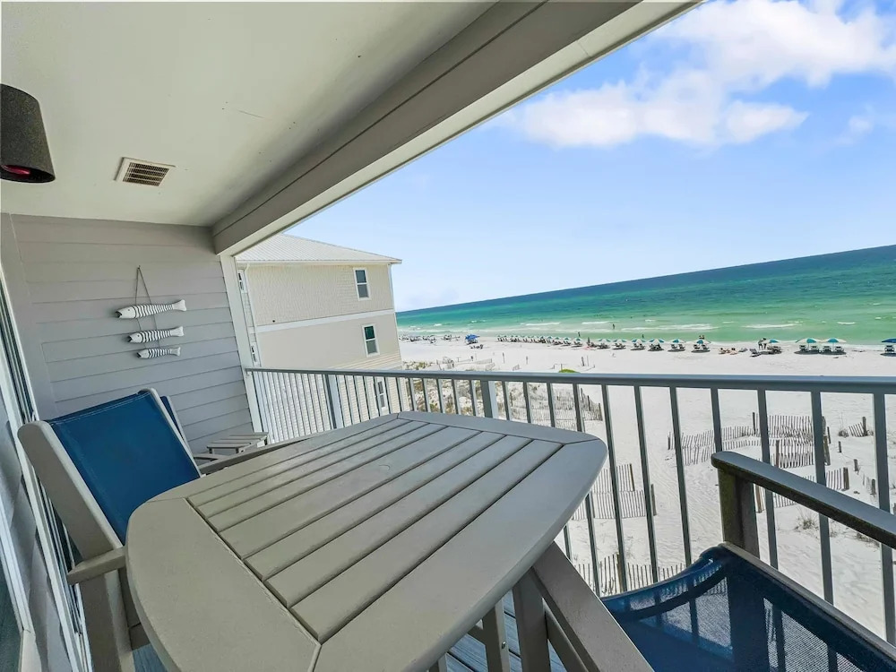 Leeward Ii-9 Crazy Love 1 Bedroom Condo by RedAwning