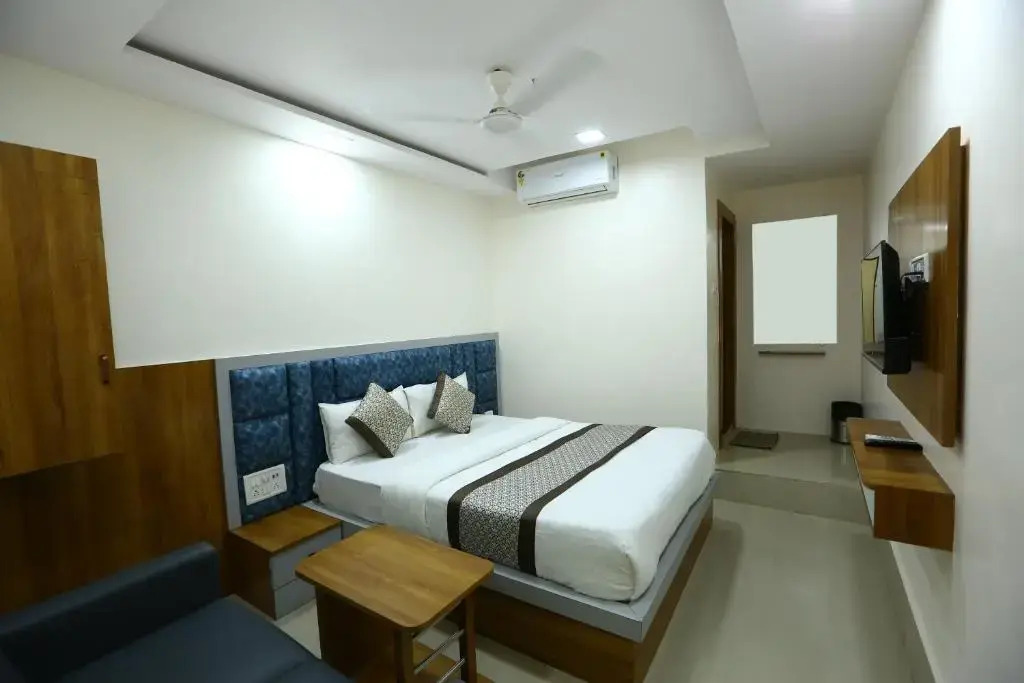 HOTEL GOLDEN CITY