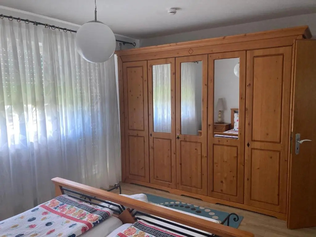 Schöne 80qm Ferienwohnung in ruhiger Lage