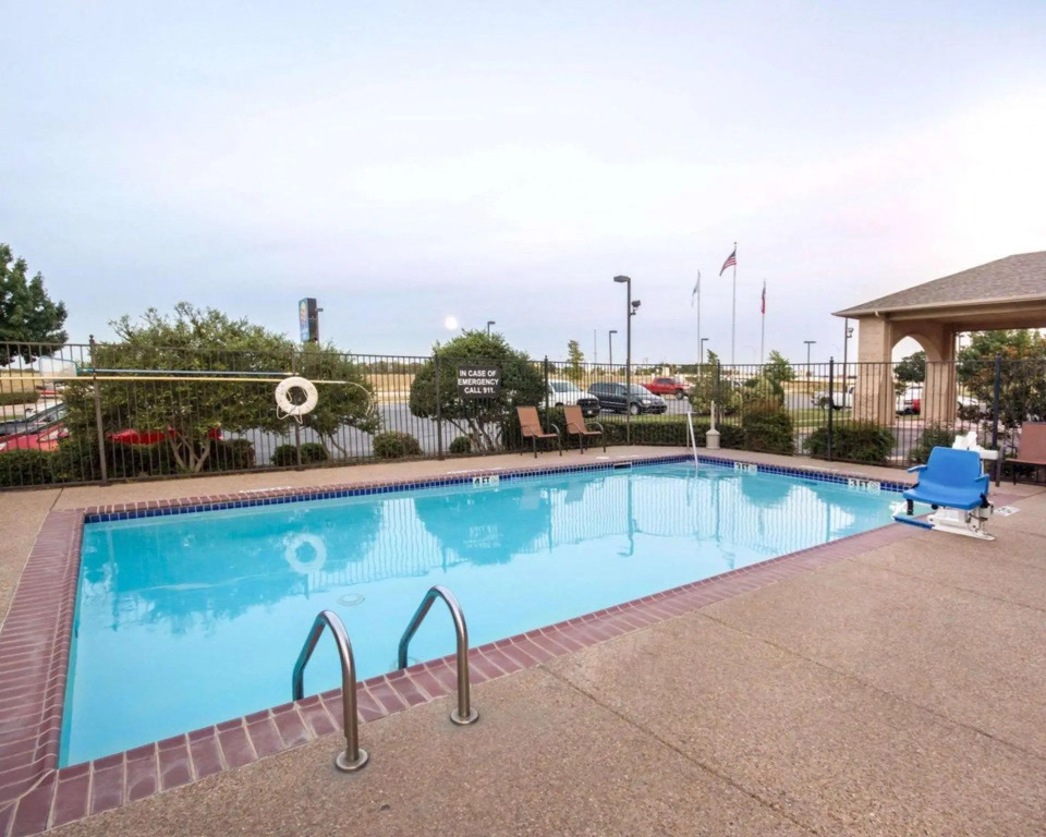 Comfort Inn & Suites Mansfield