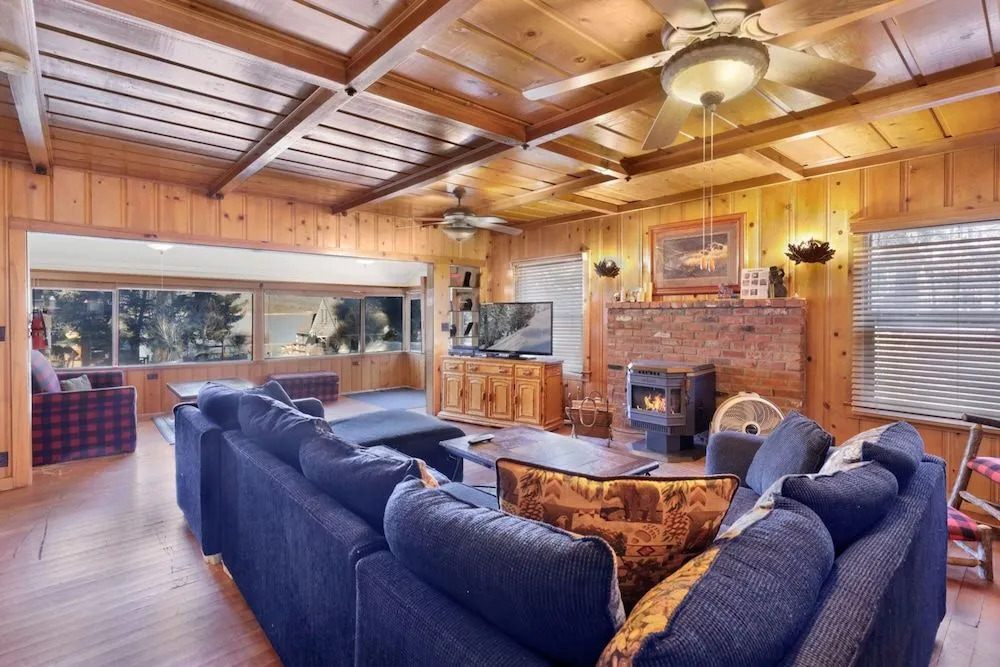 Camp Wood-422 by Big Bear Vacations