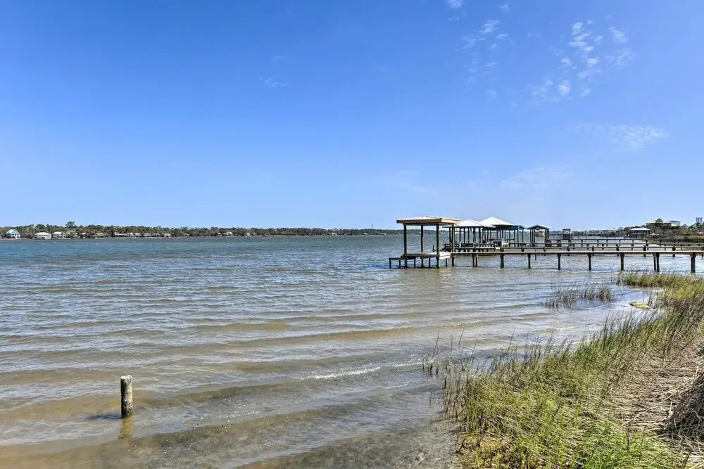 Stylish Gulf Shores Getaway w/ Dock Access!