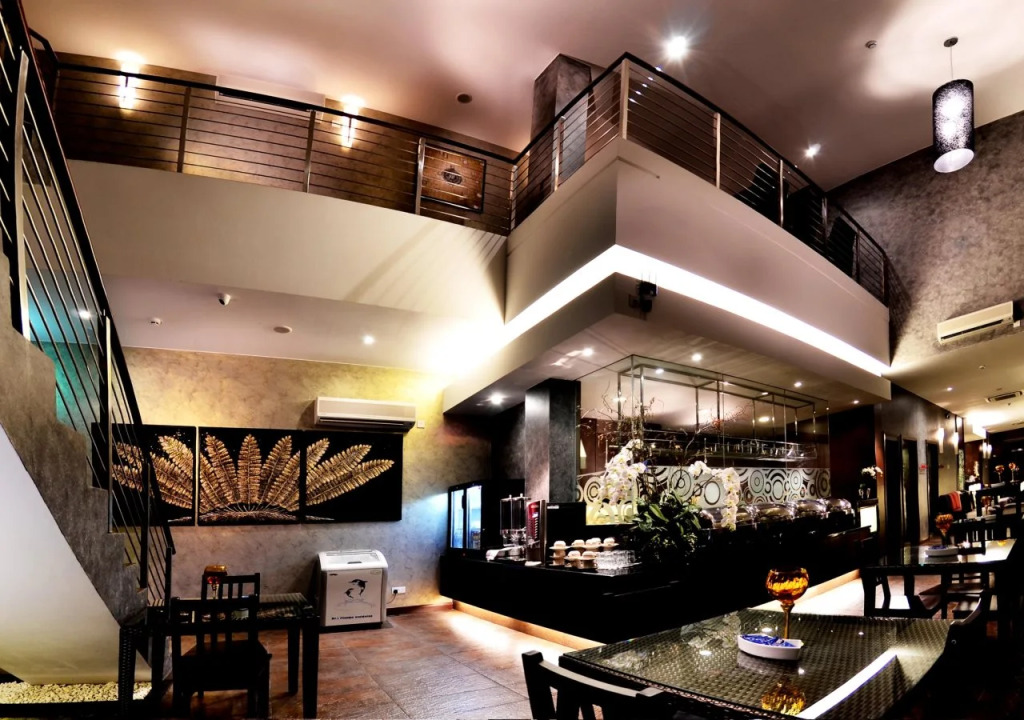 Roomz Hotel