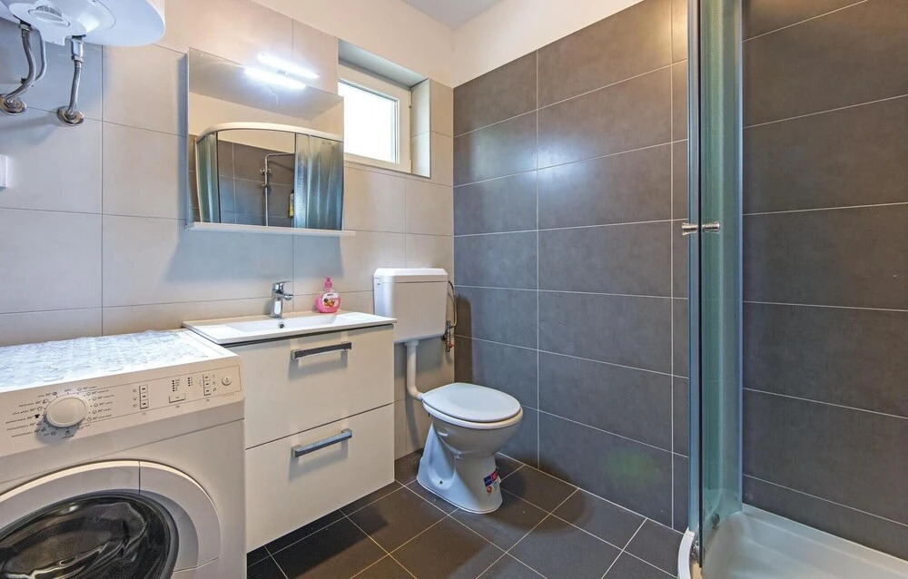 Four-Bedroom Holiday Home In Fazana