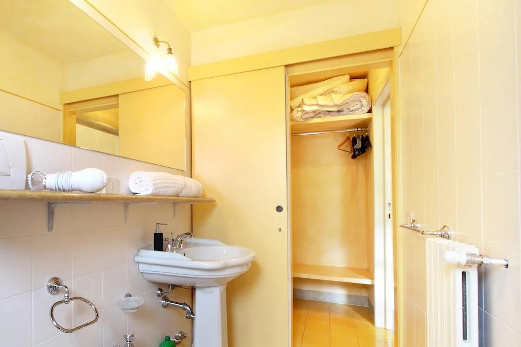 Michelangelo Guesthouse