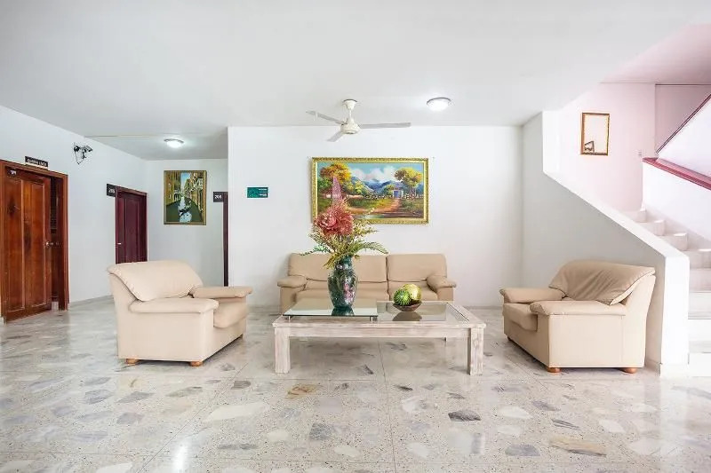 Hotel Carivdi