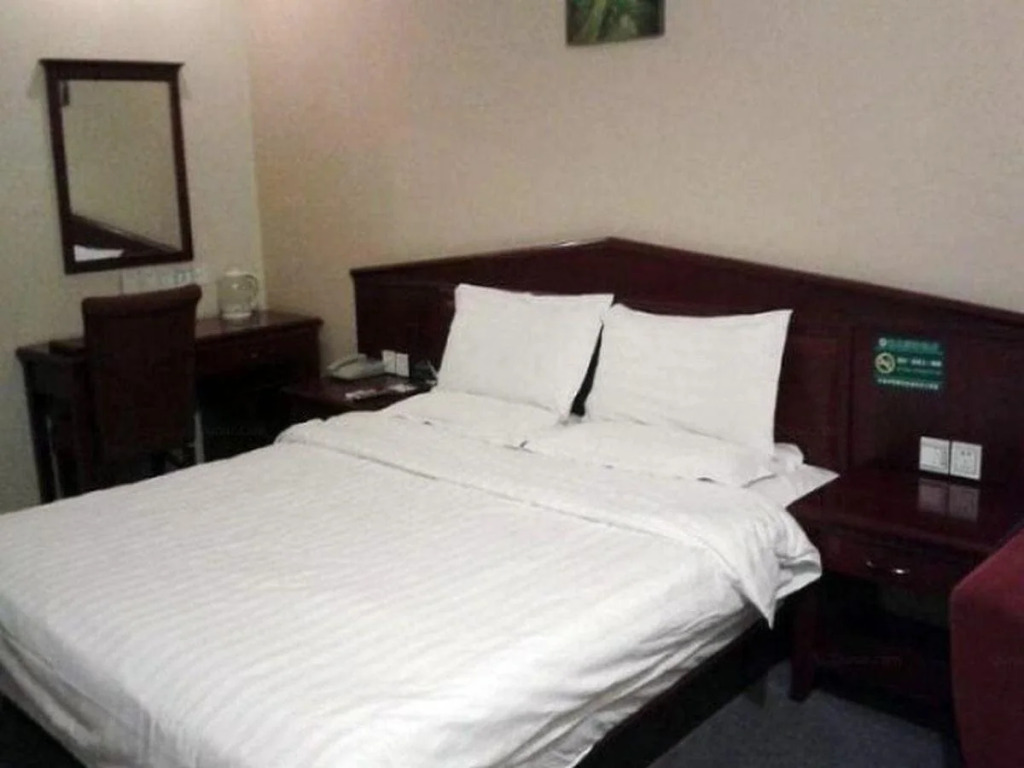 GreenTree Inn Kunming Chenggong University City HSR Station Shilin Street Express Hotel