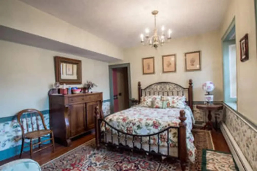 The Historic Fairfield Inn 1757