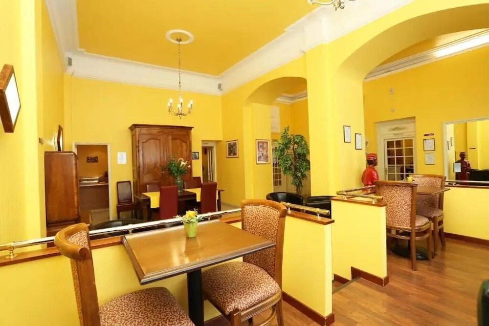 Hotel Berlioz EuroAirport Basel - Mulhouse - Freiburg