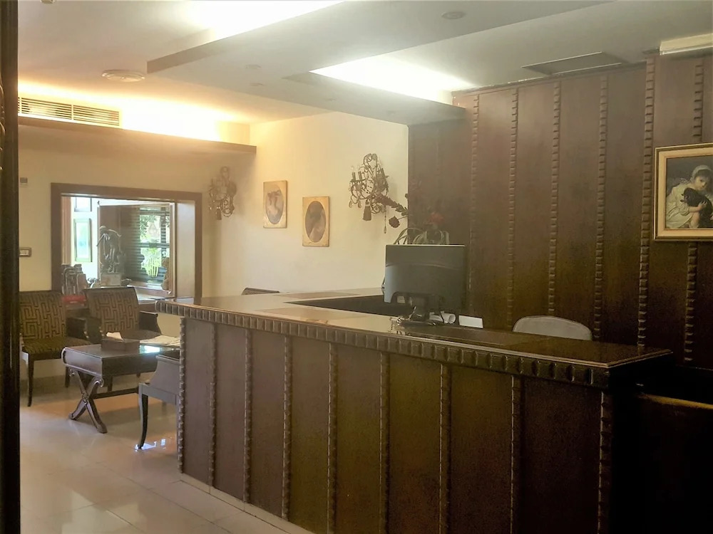 Hisham Hotel