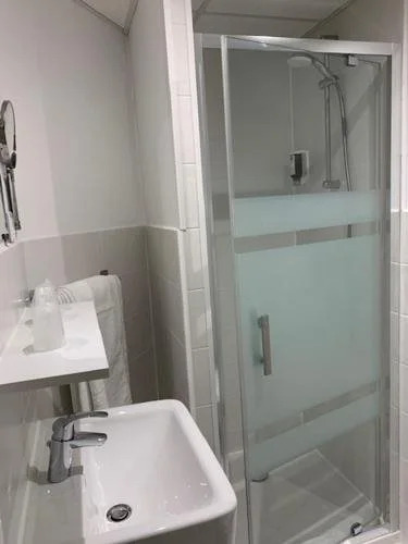 Azur Hotel