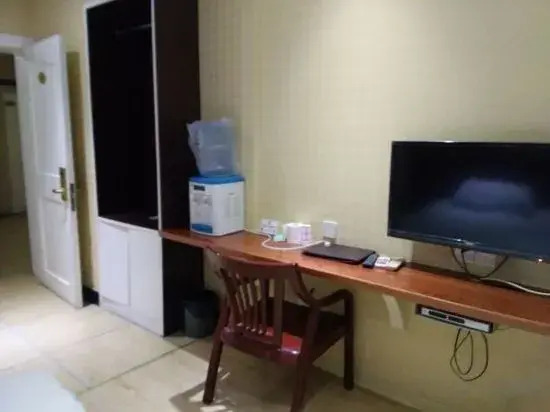 Taizhou Xianren Residence Hotel
