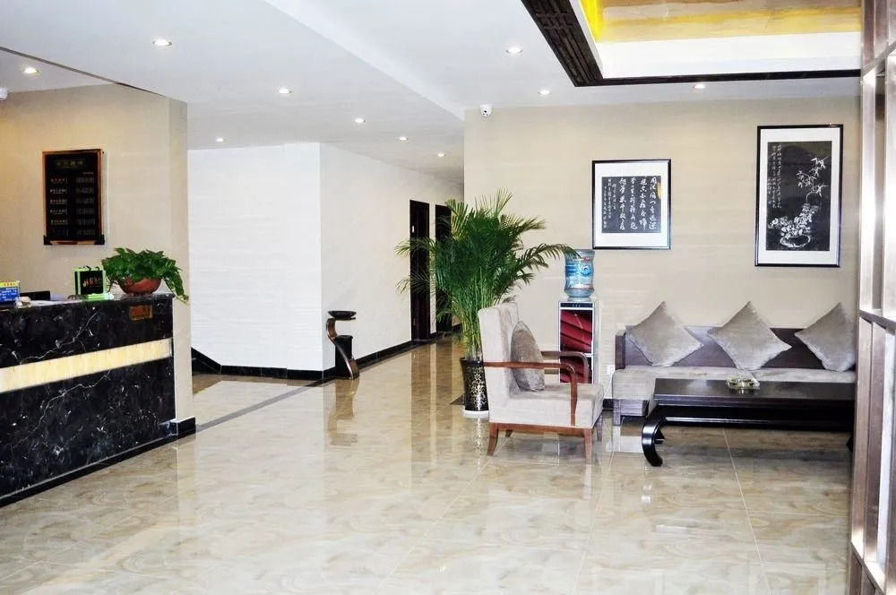 Chengdu Huanglongxi Puyuan Hotel