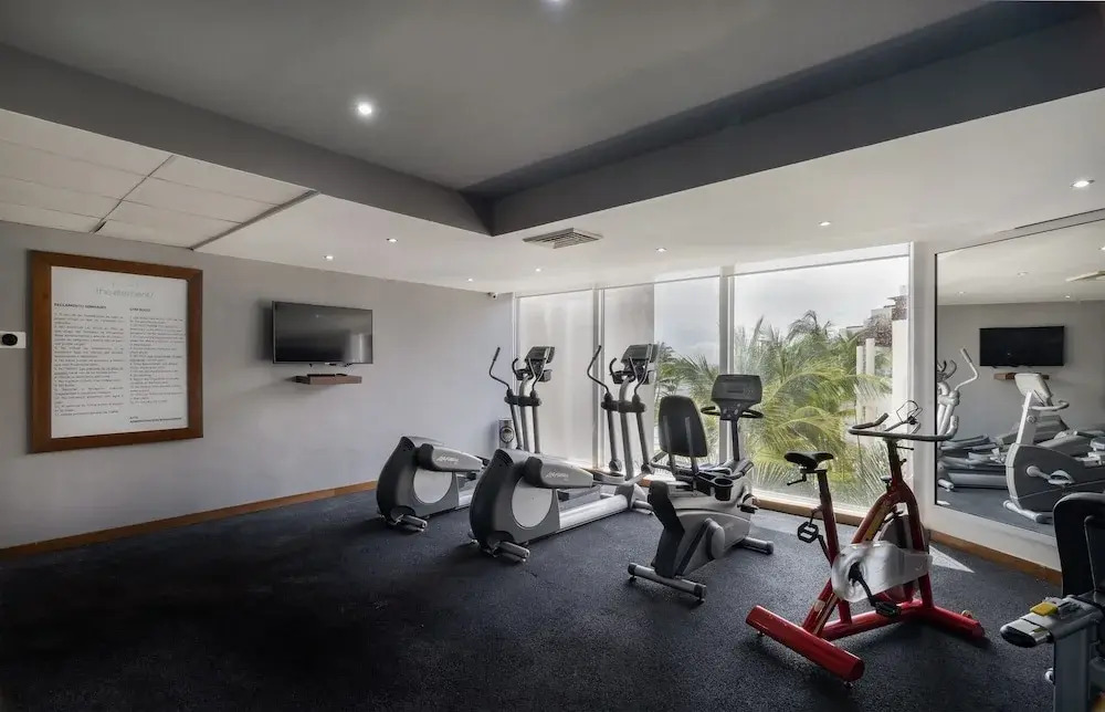 Elements Penthouse 22 4 Bedroom Condo by RedAwning