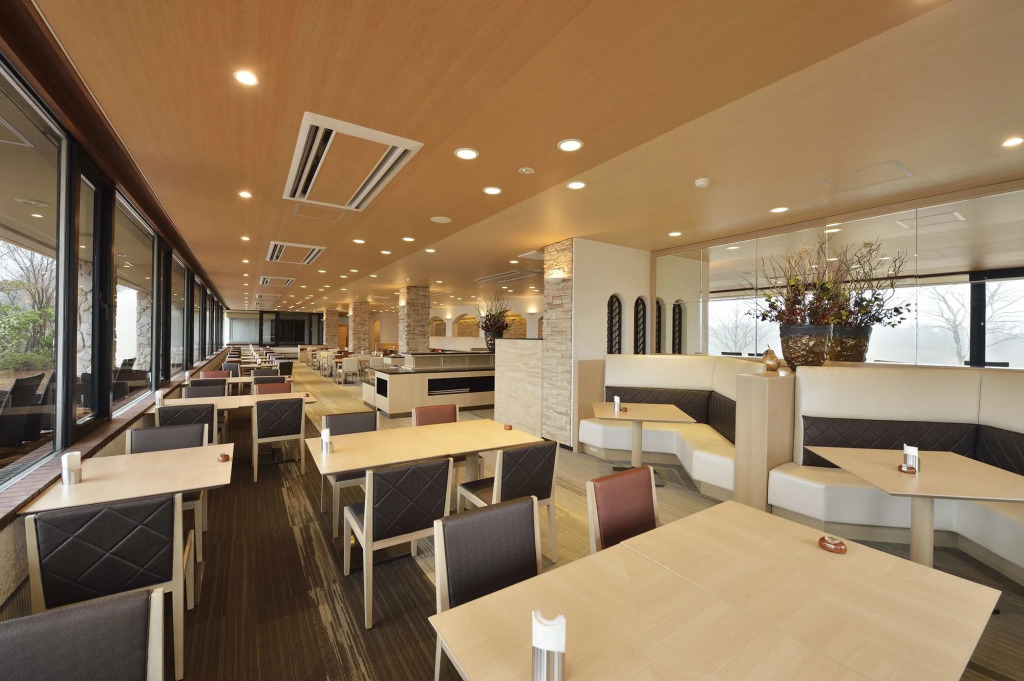 Hakone Lake Hotel