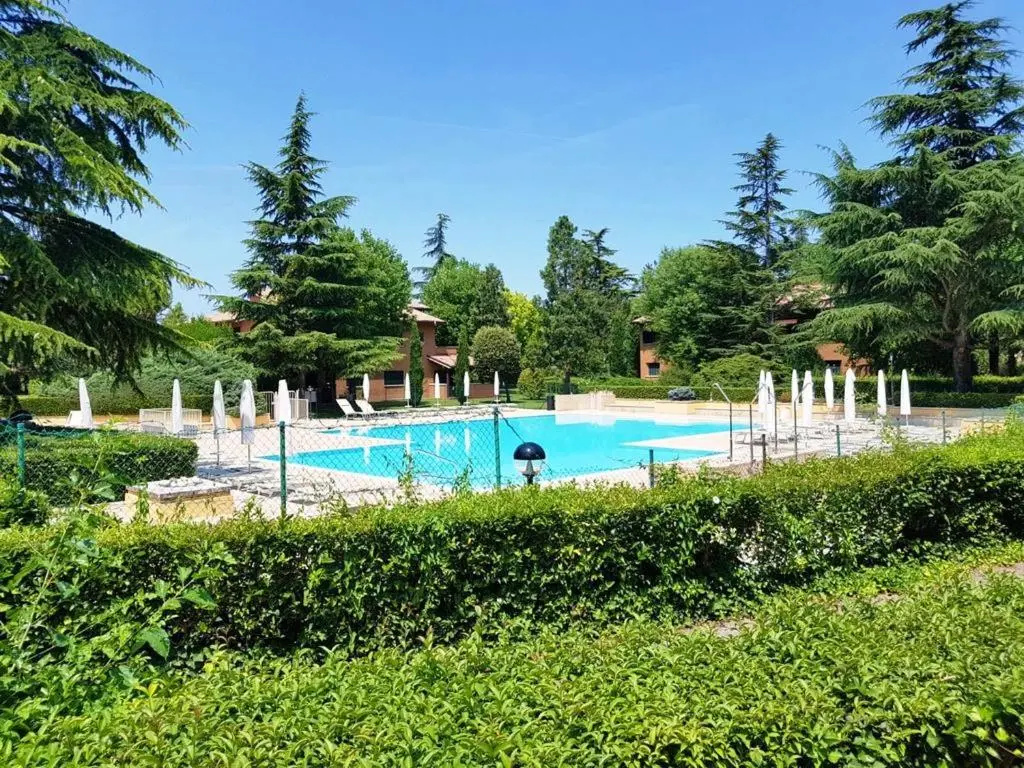 Apartment with one bedroom in Sirmione with shared pool furnished terrace and WiFi 200 m from the beach