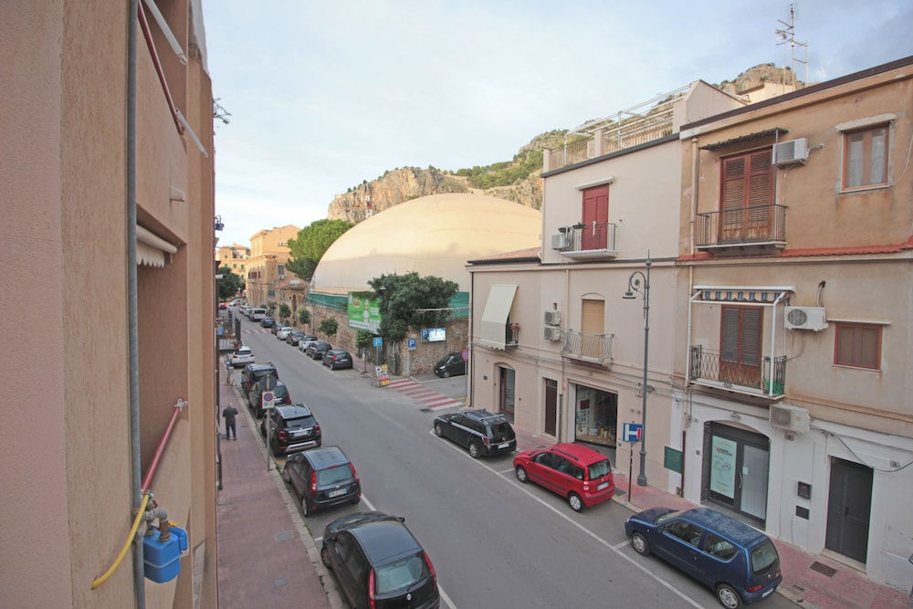 Moro Central Apartment
