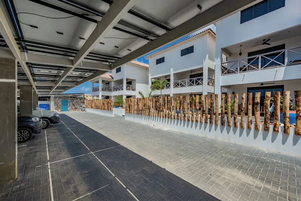Bloozz resort Bonaire