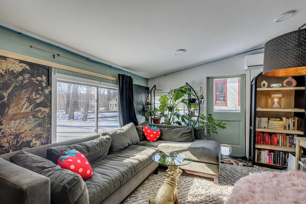 < 1 Mi to Dtwn Brandon! Cozy Home w/ Fenced Yard