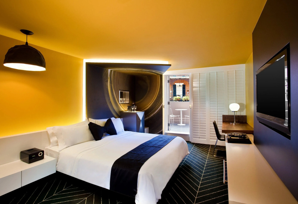 Отель Hotel de la Poste   French Quarter, A Renaissance Hotel