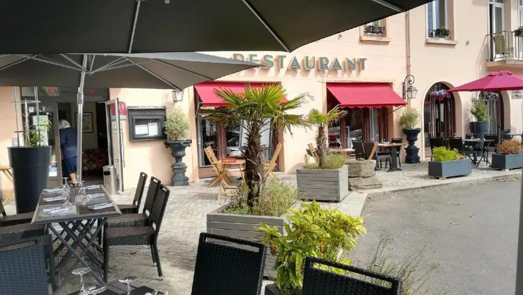 Hôtel de Bretagne Dol centre ville - Hotel et Restaurant