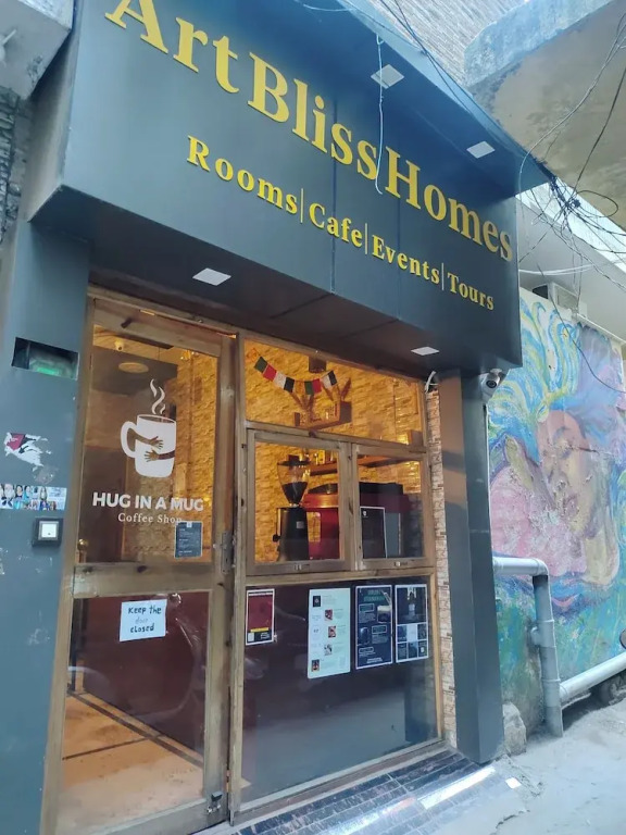 Art Bliss Rishikesh - Yoga Hostel & Café