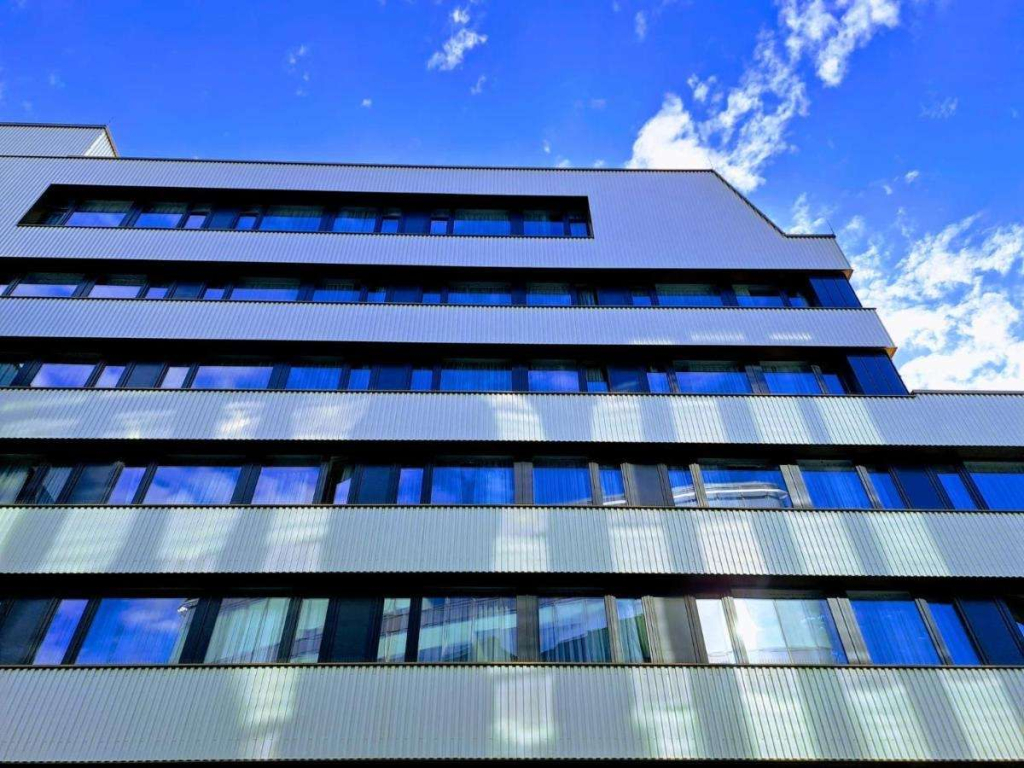 Post 120 Suites