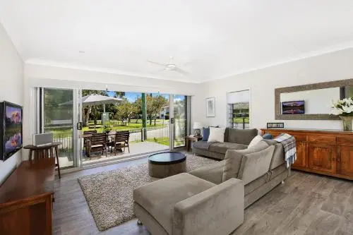 Booker Pde 34, Unit 2 - Pet Friendly -