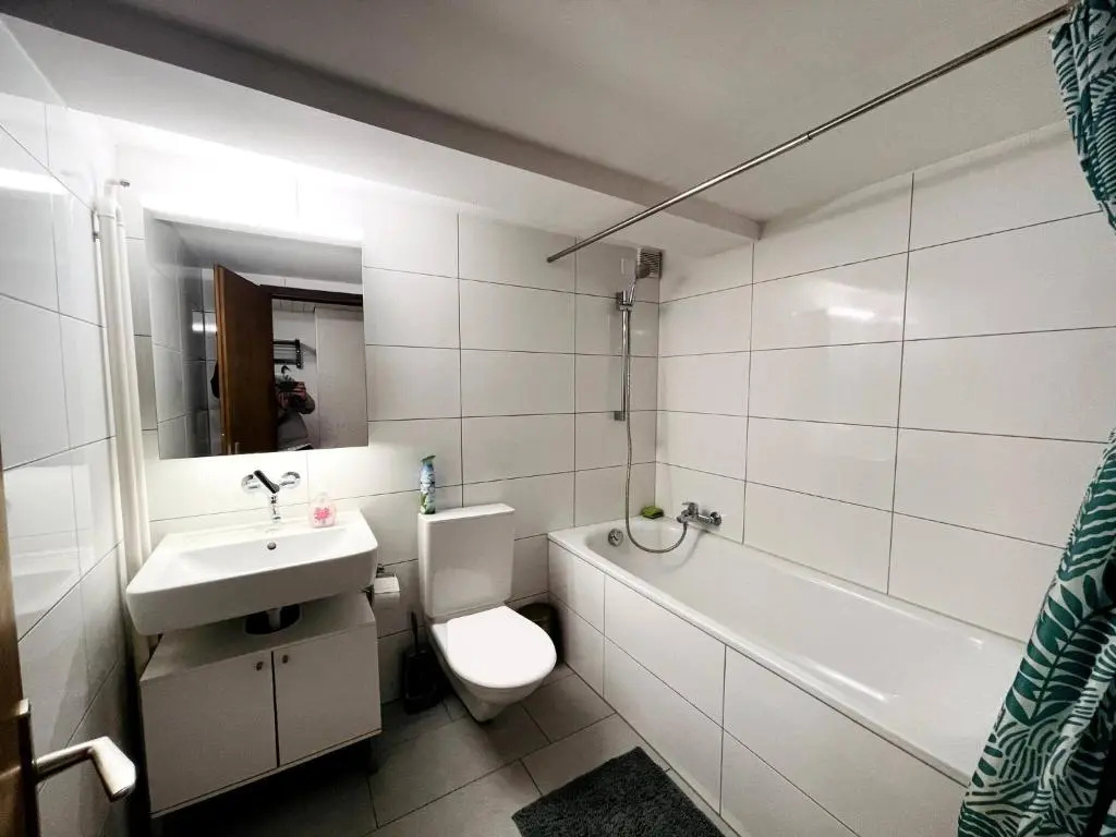 Newly Furnished Beautiful old Building Apartment in the Center With Apple TV