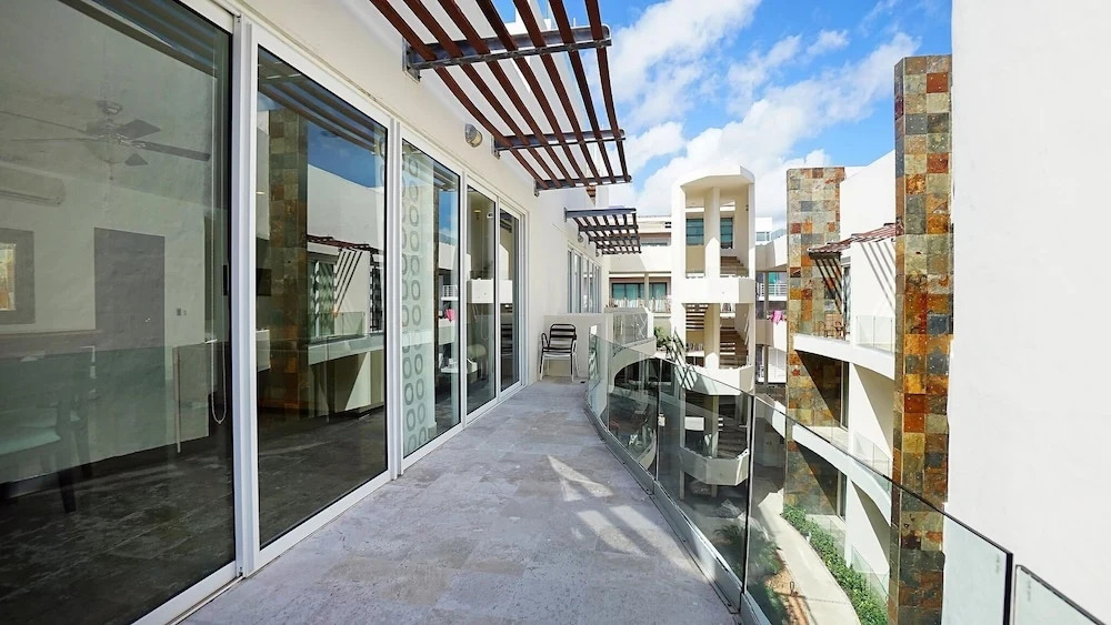 Playa Ge 302 B 2 Bedroom Condo