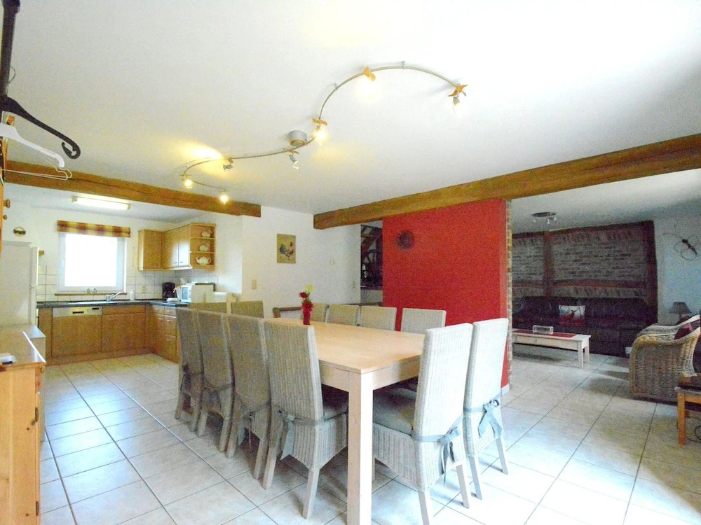 Cozy Holiday Home in Érezée with Forest Near