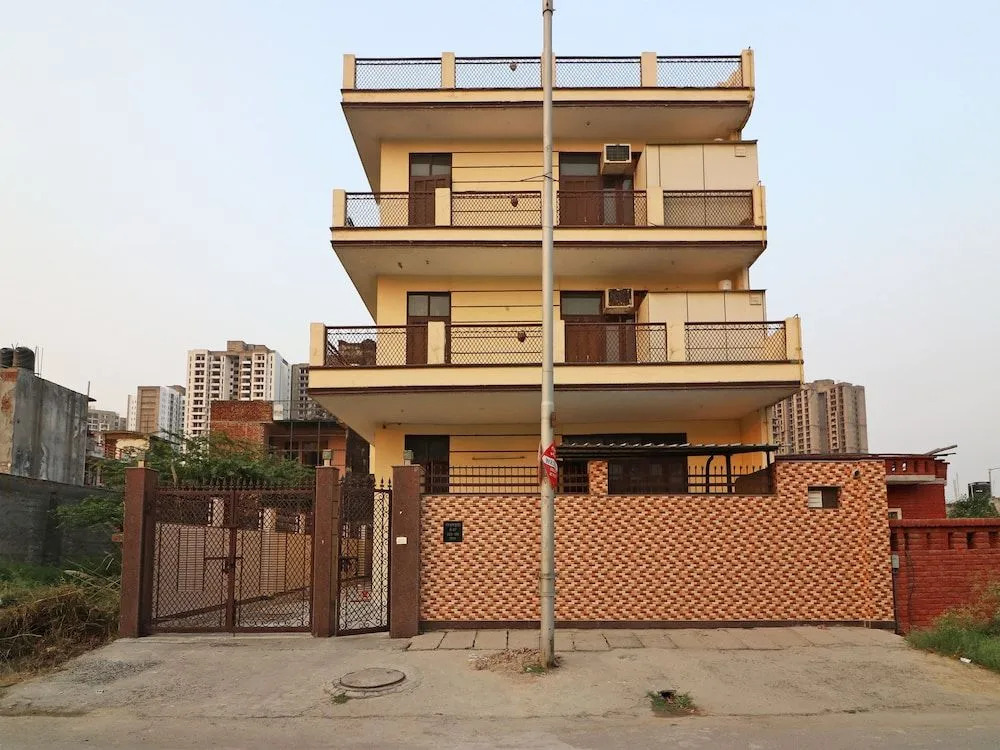 OYO 12774 Akash Residency