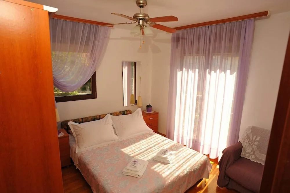 Sutivan Getaway Apartment Lavanda