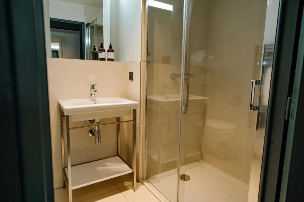 ibis Styles Bordeaux Lac Bruges