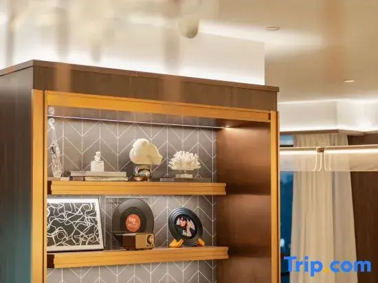 Lisi MAX Hotel (Hefei Jindadi 1912 New Granary)