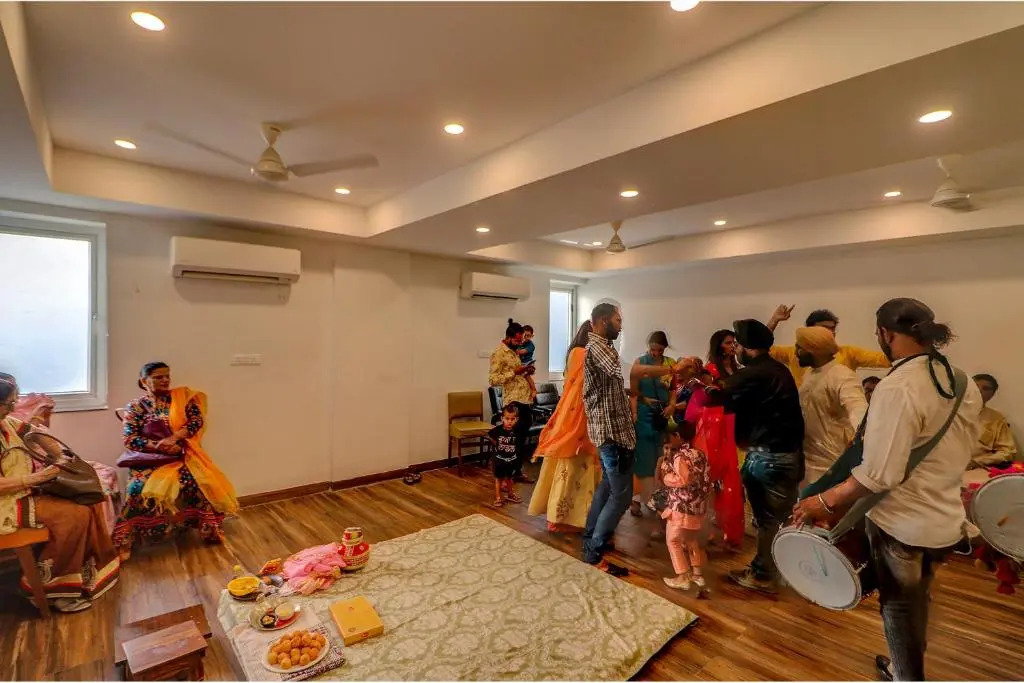 FabHotel Kirti Nagar