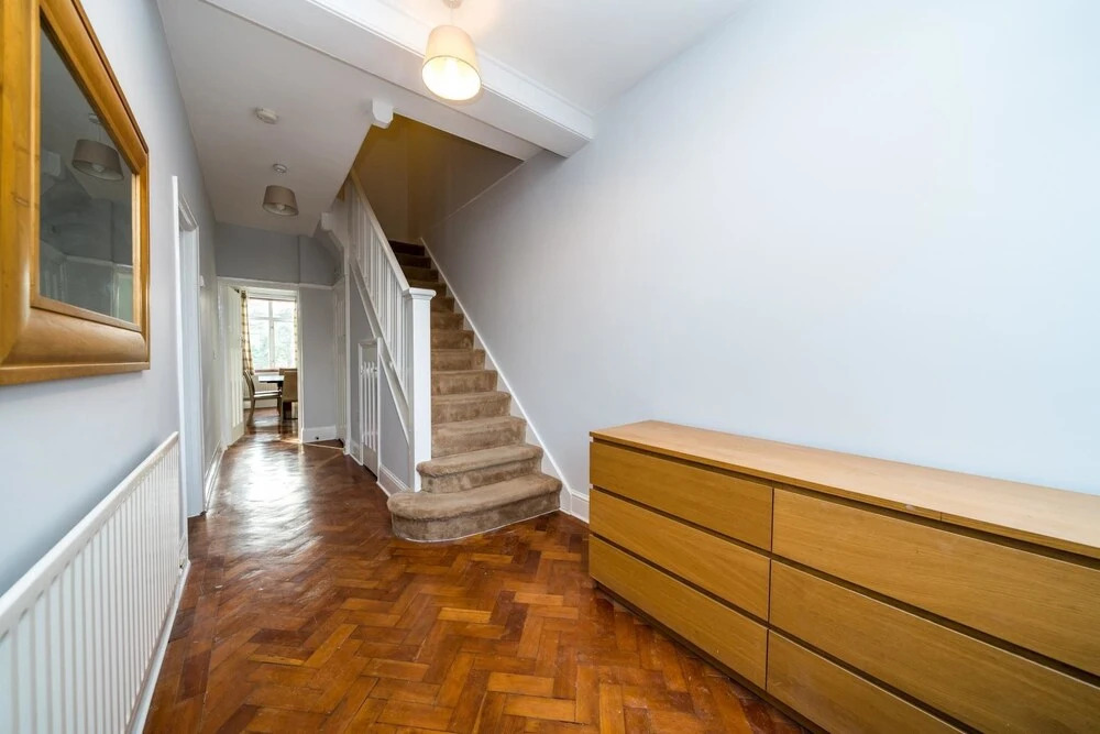 NEW Stunning 3 Bedroom House Centre Wembley