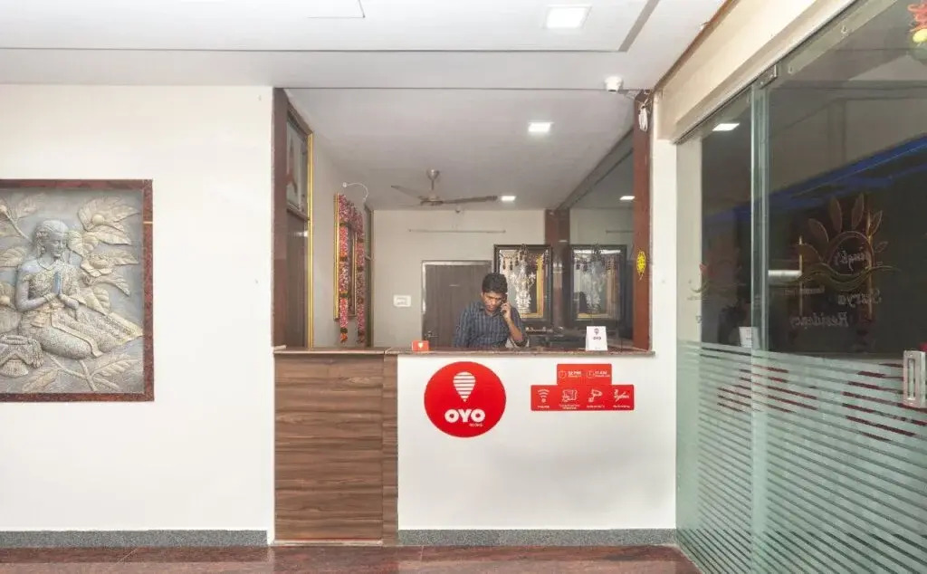 Sri Surya Guest Inn By OYO Rooms
