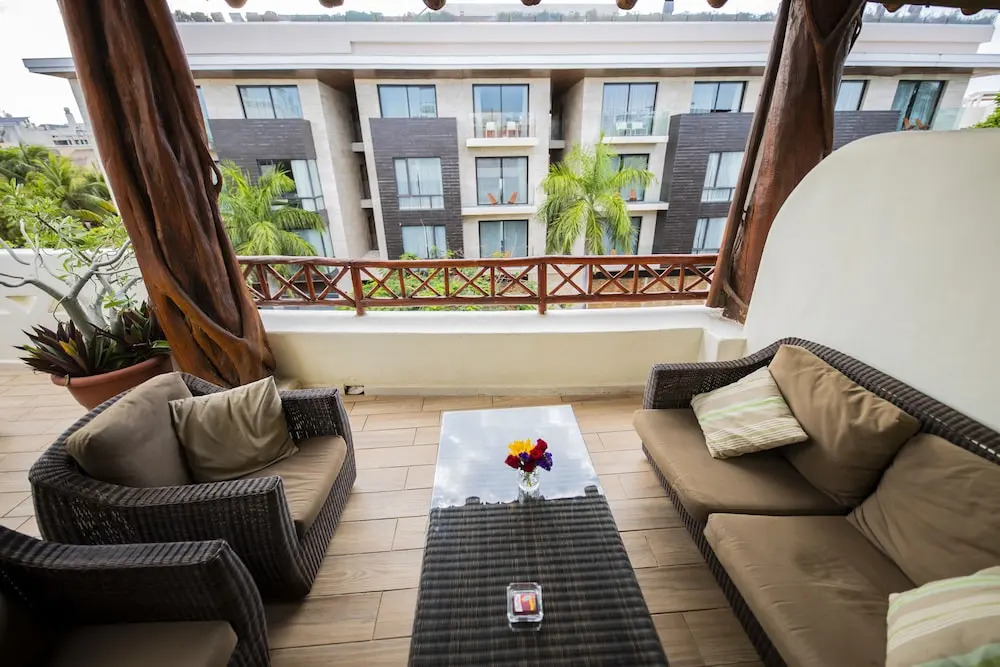 Penthouse Beach Holiday Private Jacuzzi Bbq Family Friendly Maid Service