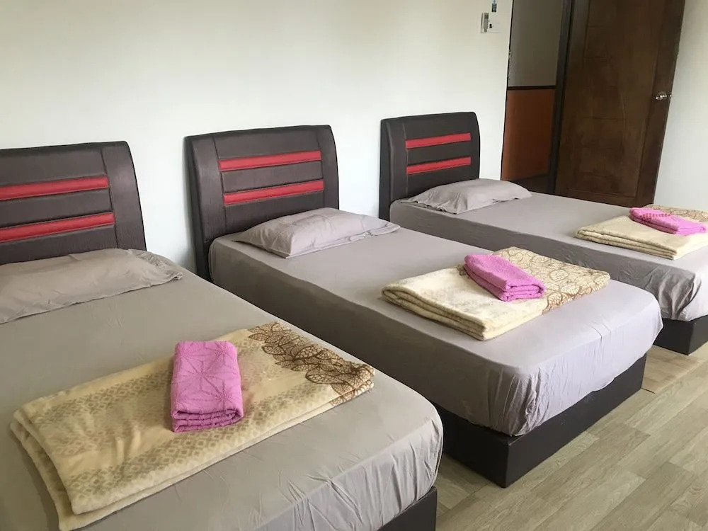 OYO 89781 Hotel Medina 2