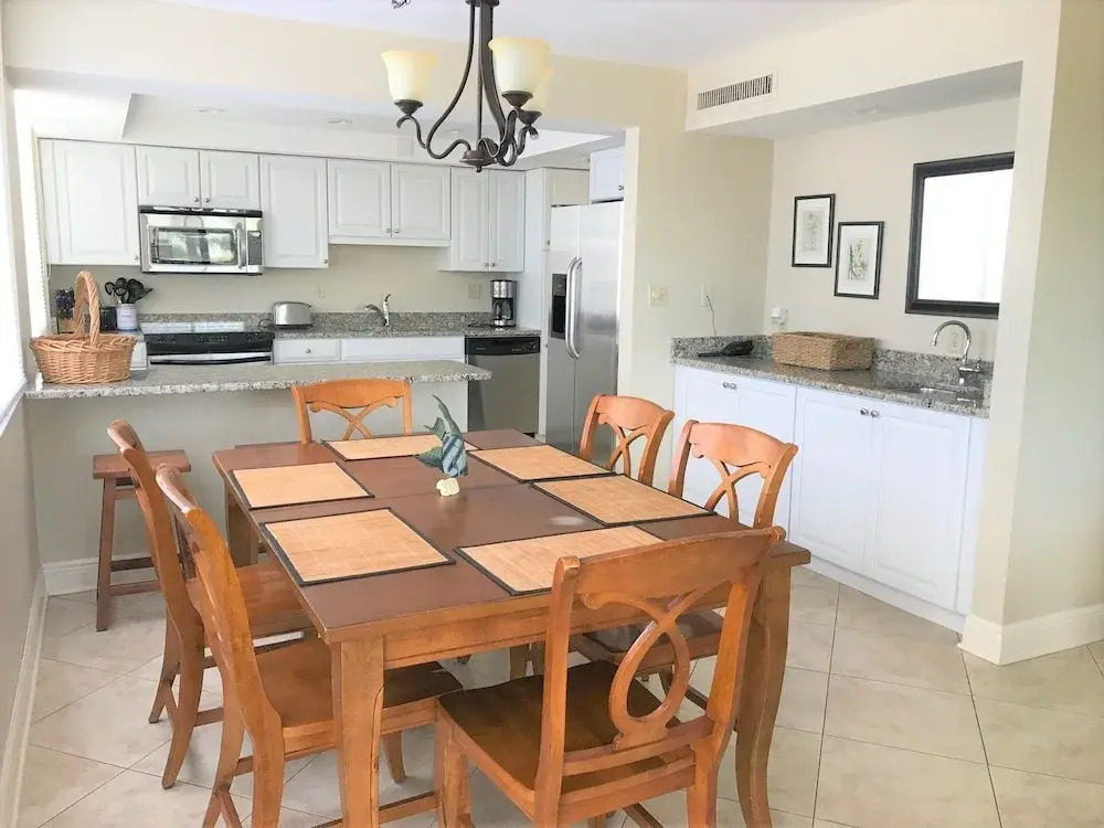 101 - Excelsior 2 Bedrooms 2 Bathrooms Condo