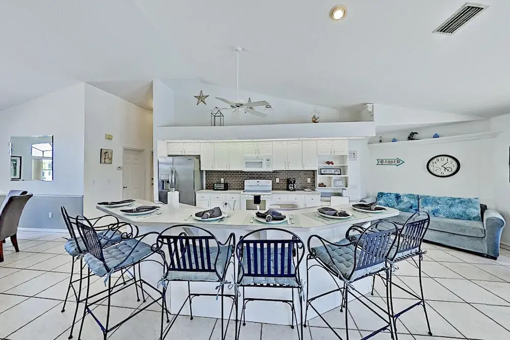 1458viki 7 Bedroom Home