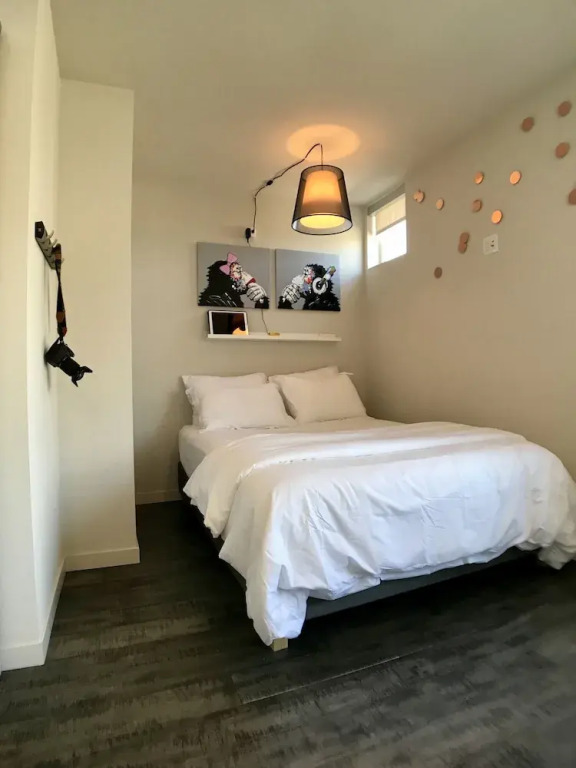 Modern Capitol Hill Studio