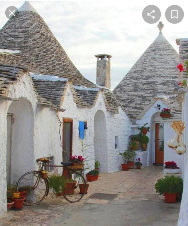 Stunning Quadruple Room in Ancient Masseria Near the sea in a Quiet Olive Trees