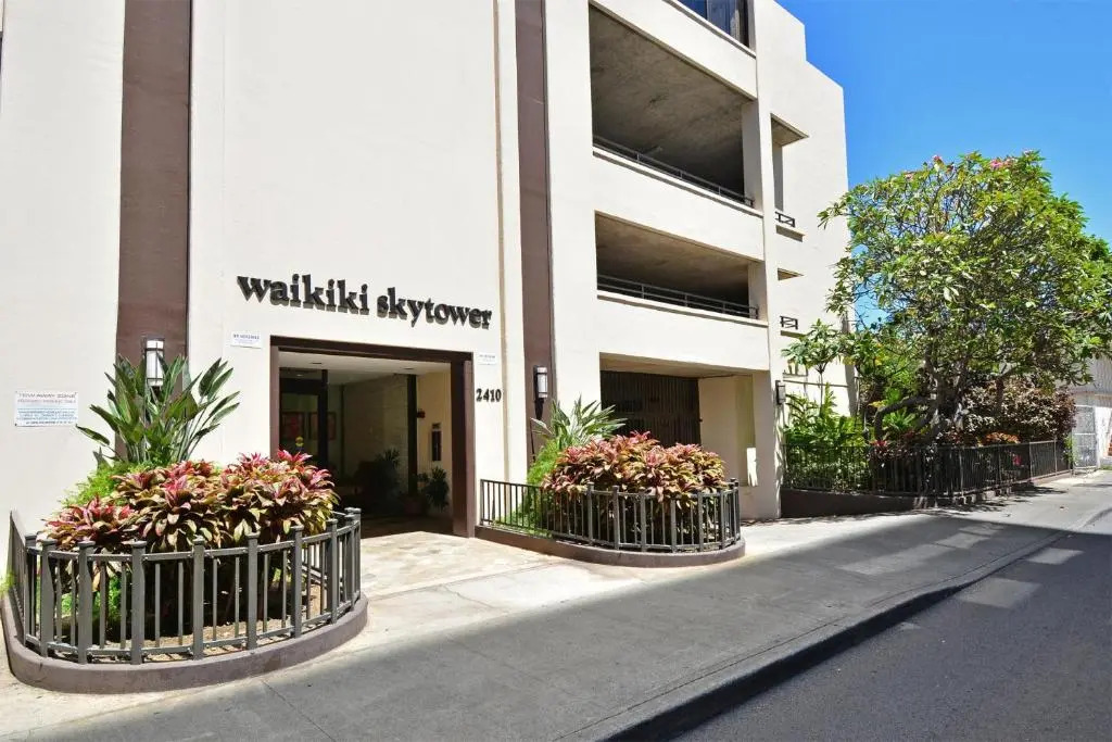 Waikiki Skytower #1803